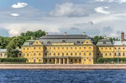 Меньшиковский дворец