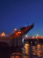 Троицкий мост